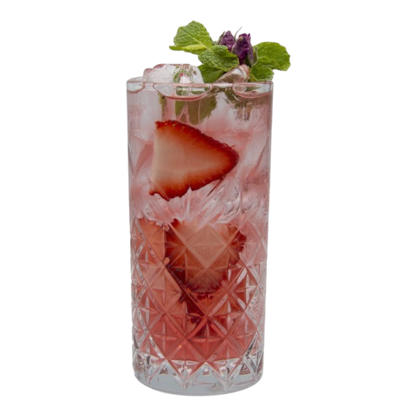 Panier de roses aux fraises printanières