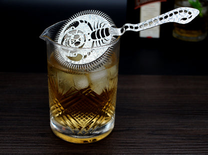 Scorpion Cocktail Strainer With Raindrop Pattern - Stainless Steel